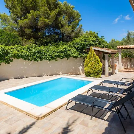 Pomeres Nou Villa